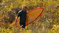 Still from The Surfer (Image via YouTube @/Lionsgate Movies)
